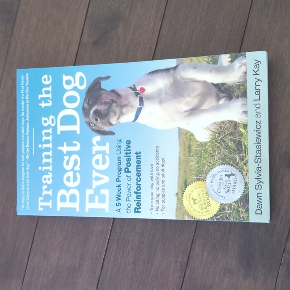 Dog / puppy training books - Picture 6 of 7